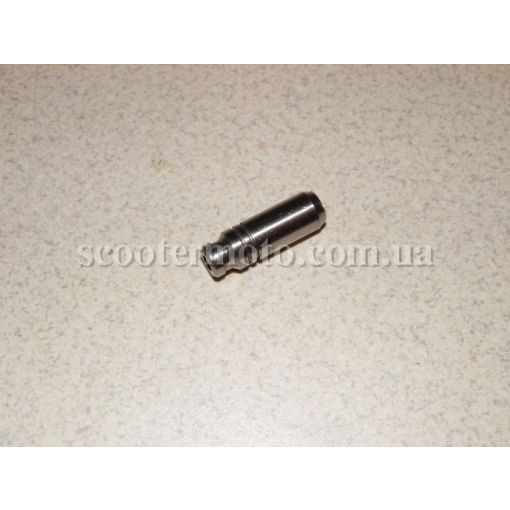 Направляющая втулка клапана Yamaha Cygnus 125-150 4CW, Vino 125 4T