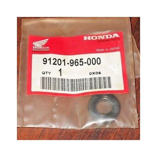 Сальник помпы Honda CRF 450, XR 650, PS 250 Big Ruckus механический, оригинал